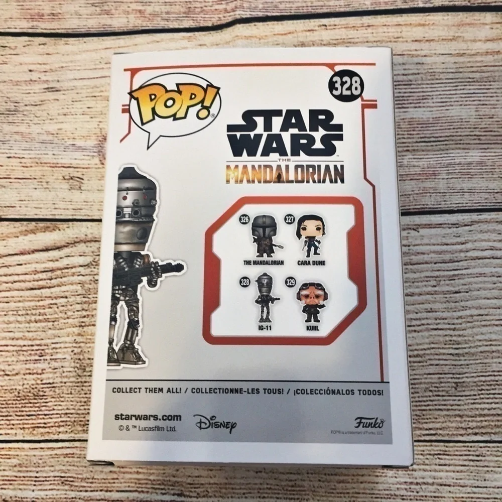 Funko POP! StarWars #328 Mandalorian IG-11 - Picture 3 of 8